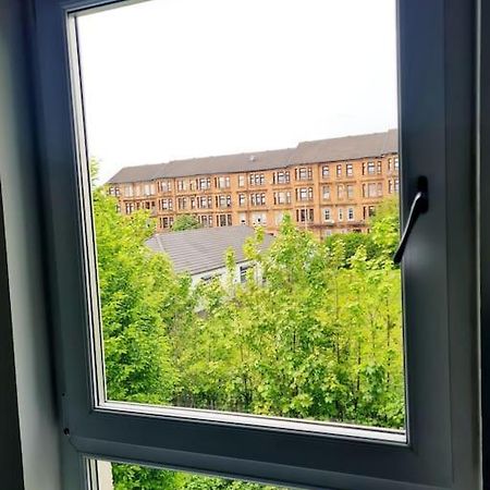 Spacious 5Bed House, Free Parking, No Party ! Глазго Екстер'єр фото